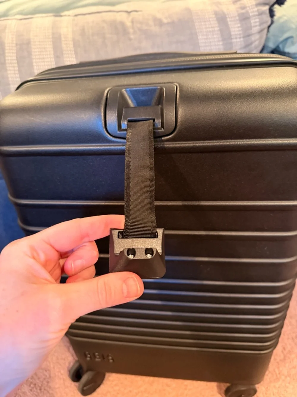 BEIS Black Hard-Shell Carry-On Spinner - Picture 5 of 15